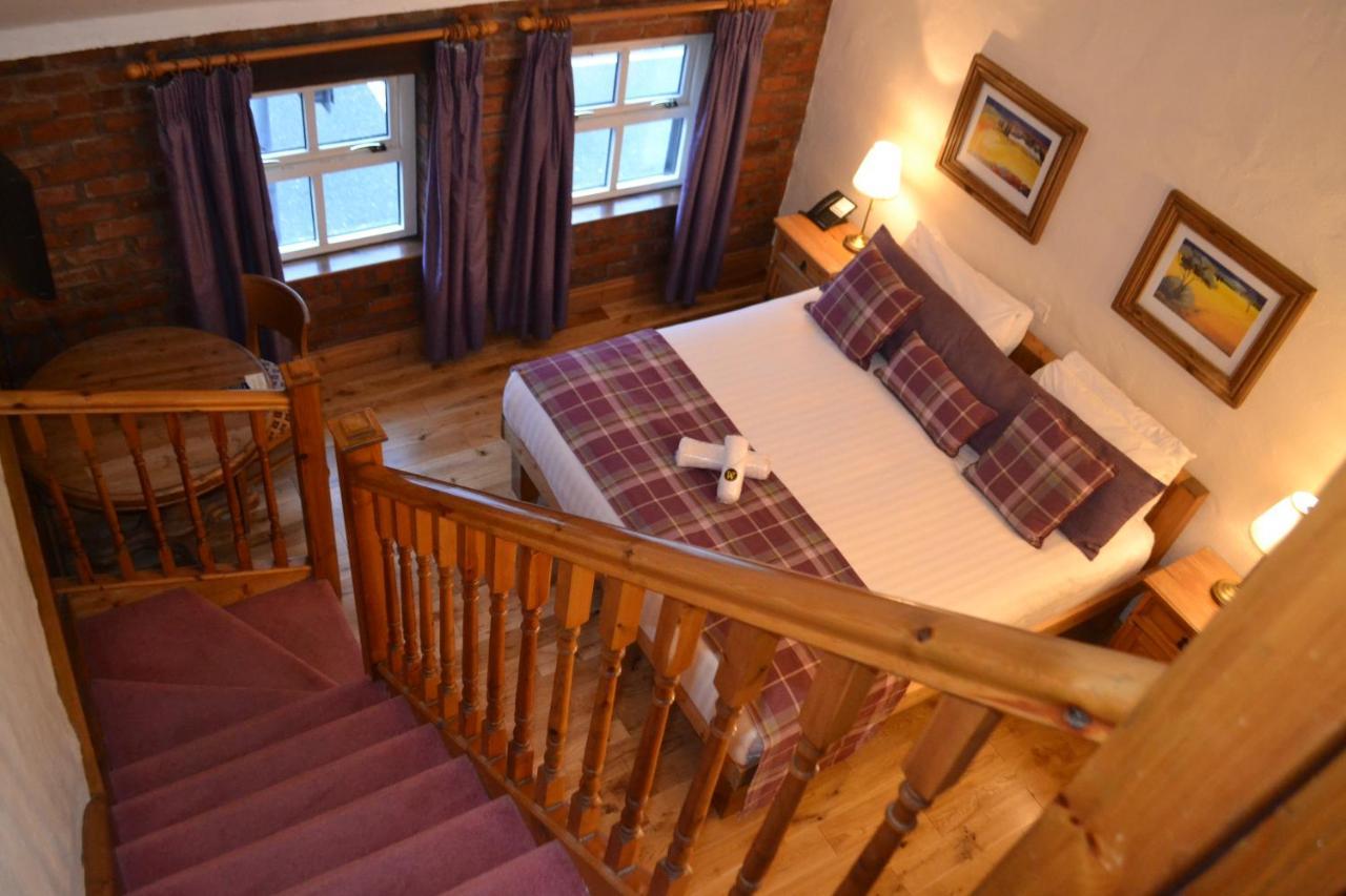 Walsh'S Hotel And Apartments Maghera  Екстер'єр фото