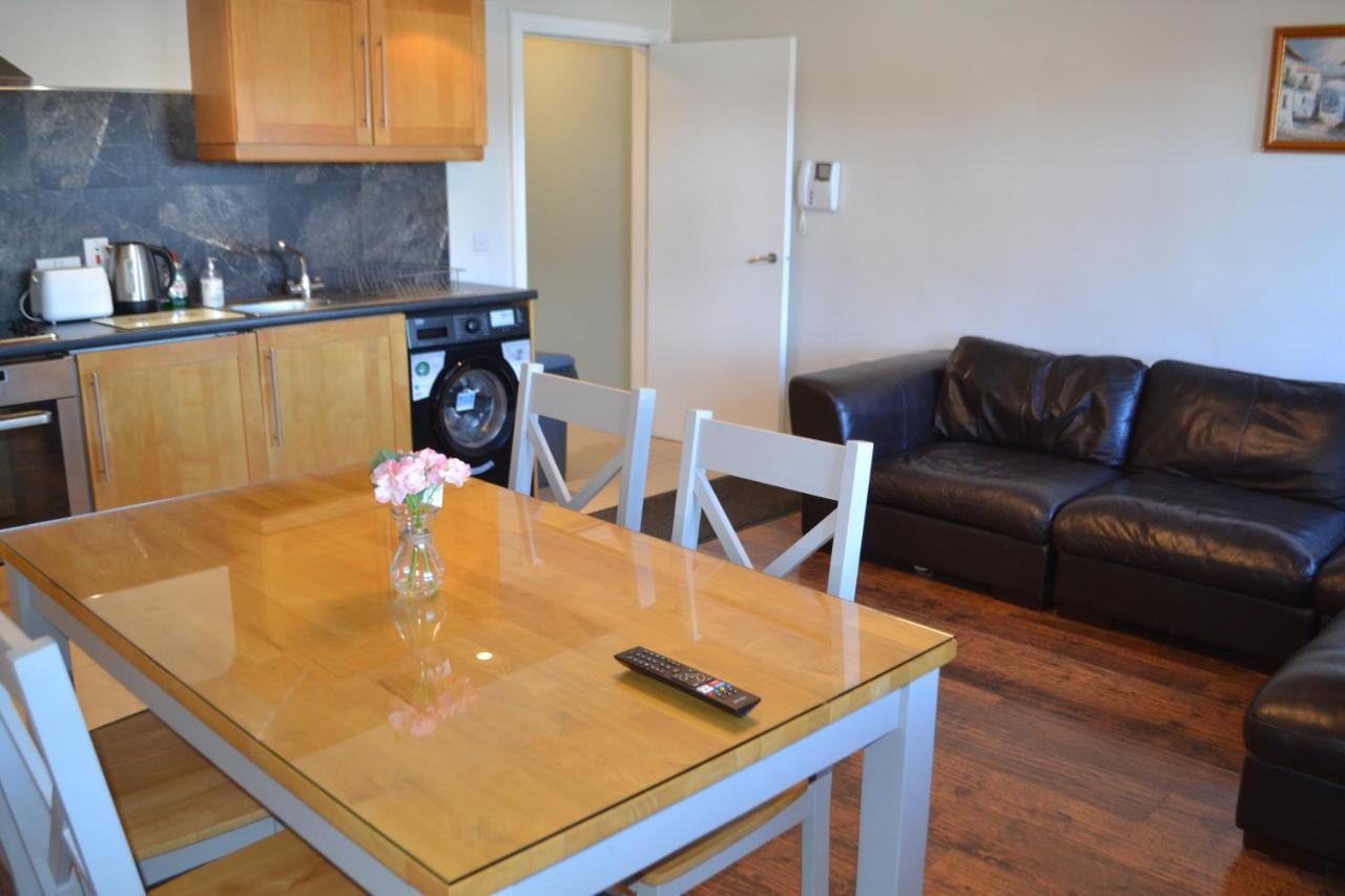 Walsh'S Hotel And Apartments Maghera  Екстер'єр фото