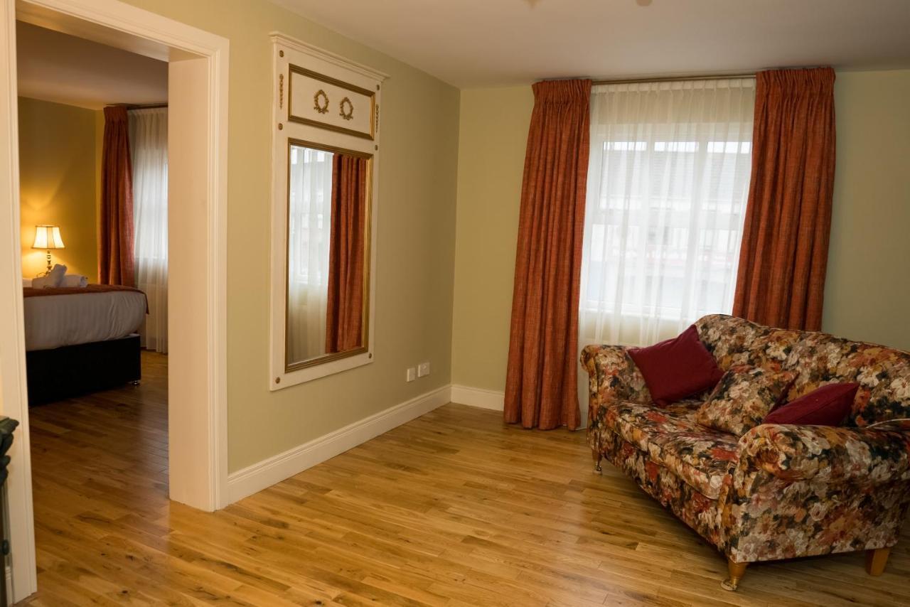Walsh'S Hotel And Apartments Maghera  Екстер'єр фото